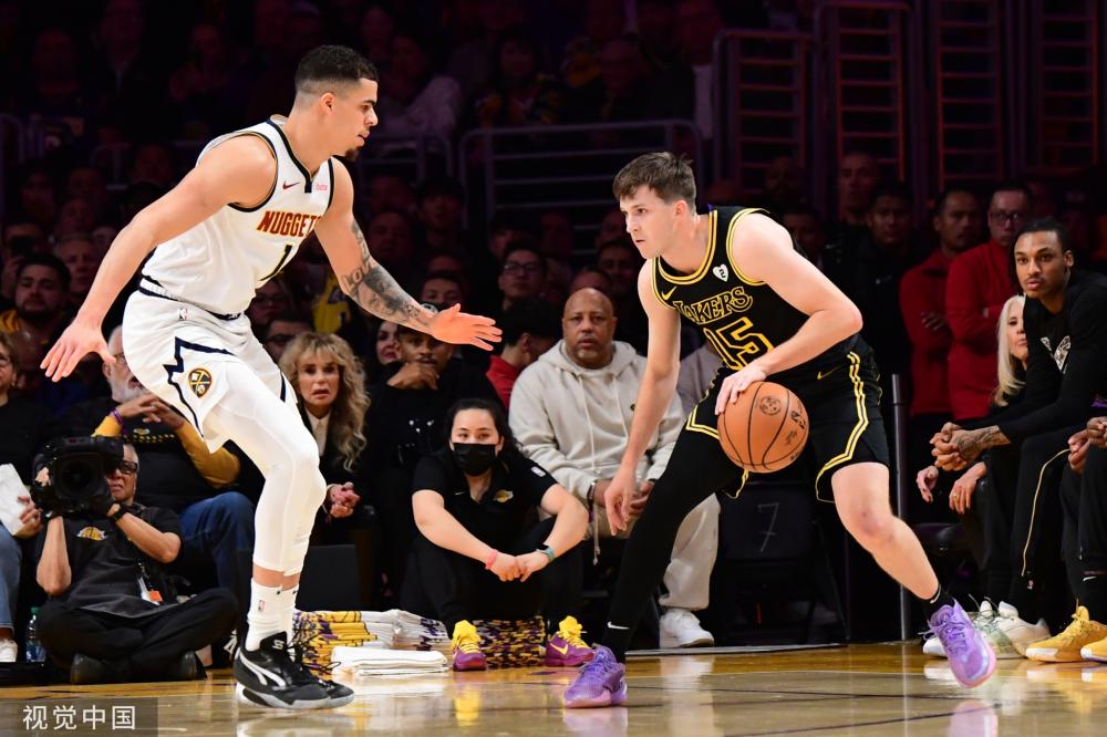 最终迫使对 最终迫使对