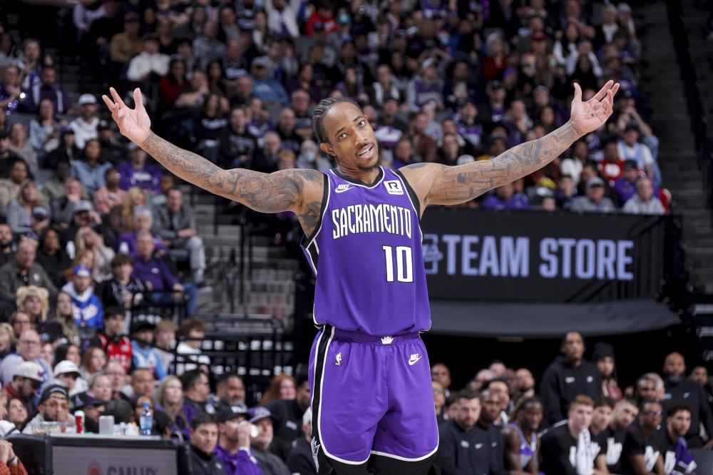 在竞赛激烈 在竞赛激烈