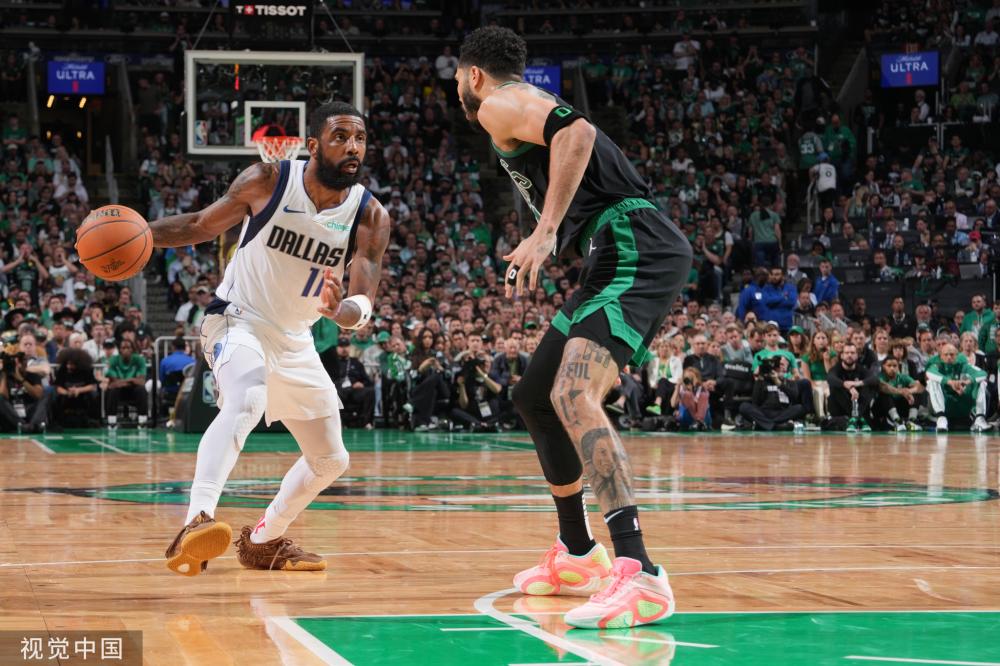 通过她的故 通过她的故