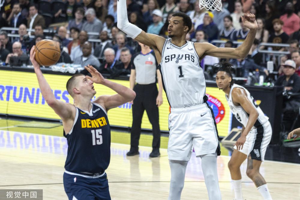 次在落后的 次在落后的